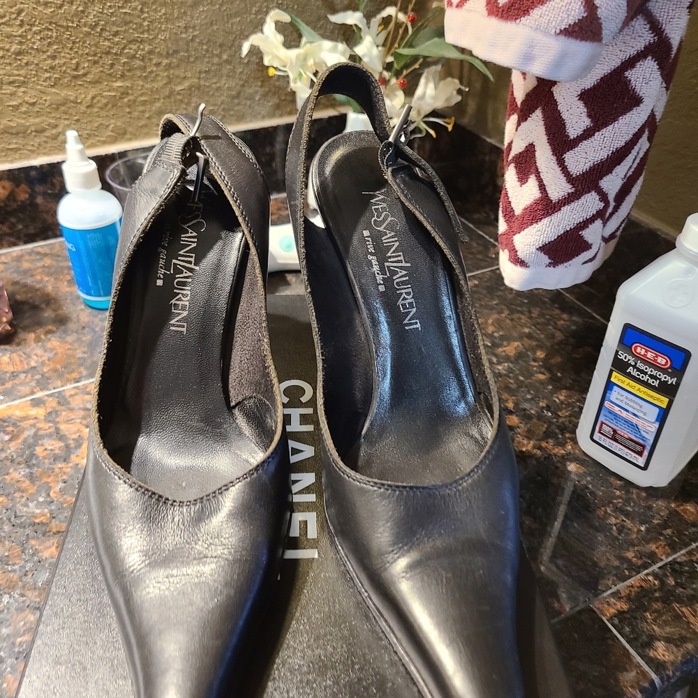 Size 39 Yves St Laurent Black Heels